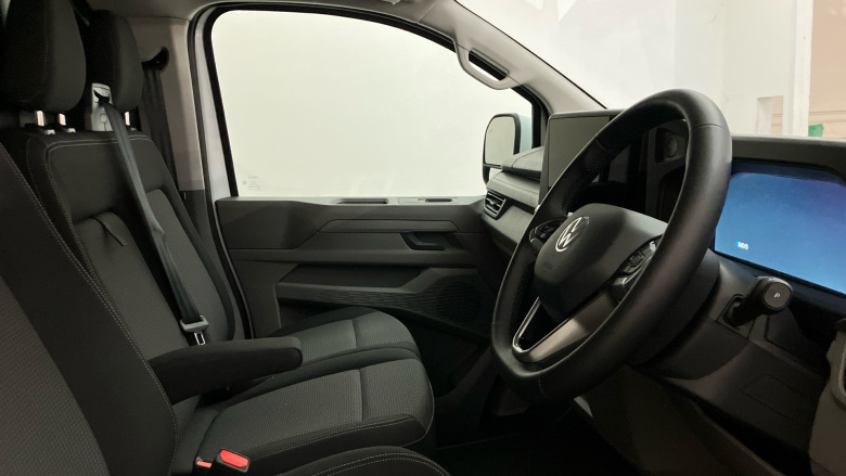 Volkswagen Transporter T32 Swb Electric 160kW 65kWh Commerce Pro Van Auto